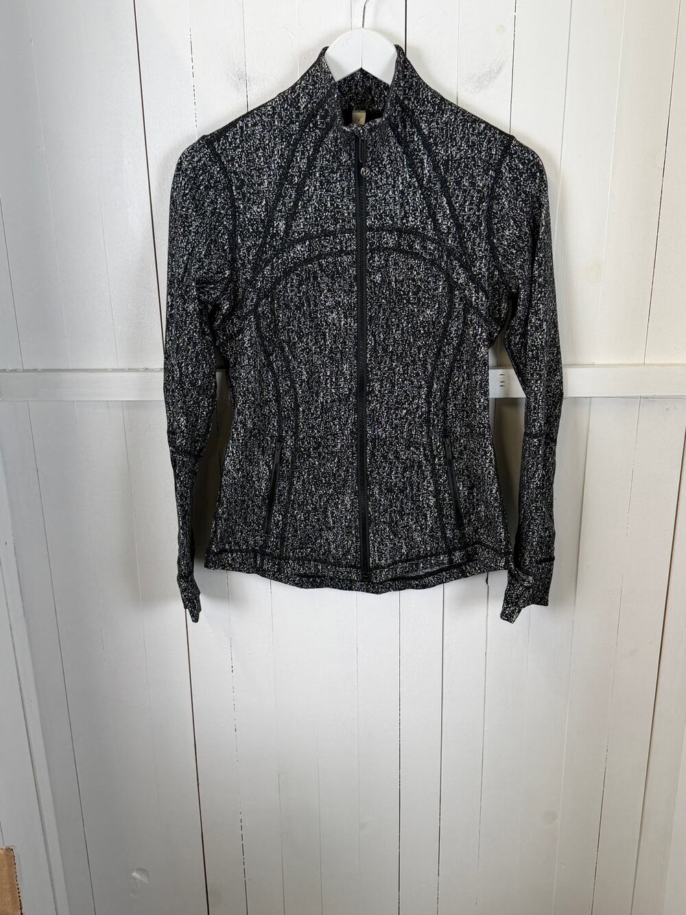 Lululemon Black White Activewear Jacket Women’s Size 8